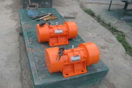 YZU系列振动电机