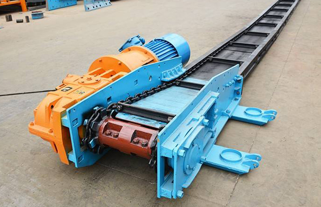 矿用刮板输送机